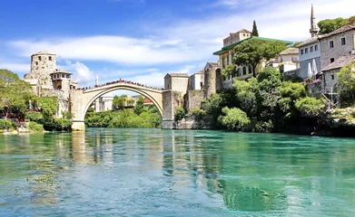 Zelfklevend Fotobehang Stari Most Stari Most boogbrug in Mostar, Bosnië en Herzegovina