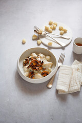 Gnocchi with mushrooms and italian cheese (ph.Marianna Franchi)