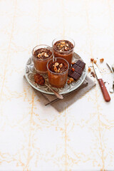 Cocoa mousse with dates and cinnamon (ph. Marianna Franchi)