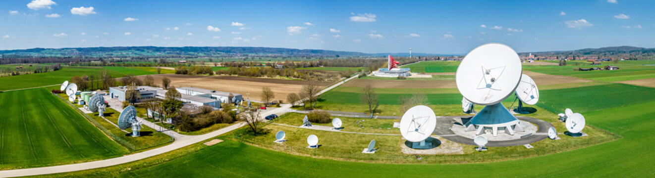 earth communication area in raisting