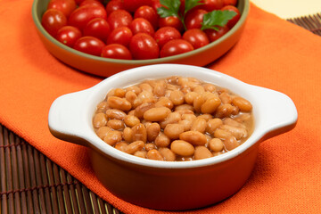 ceramic pot with cooked carioca beans