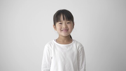笑顔の女の子　ポートレート