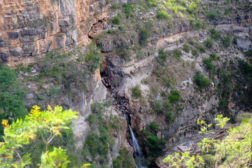 南米ボリビアの秘境、トロトロ渓谷の美しい地形と恐竜の足跡やUmajalanta鍾乳洞