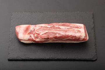 黒豚　バラブロック肉