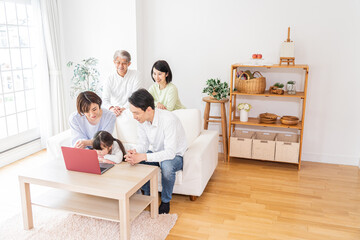 三世代家族ファミリー　
