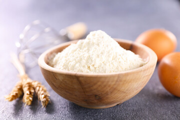 bowl of flour and wheat