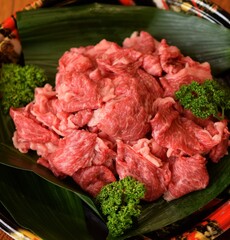 日本の和牛肉、薄切り肉、すき焼き用の牛肉、霜降り肉、スライスした和牛肉
