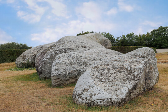 Broken Menhir Of Er Grah - Le Grand Menhir Brisee