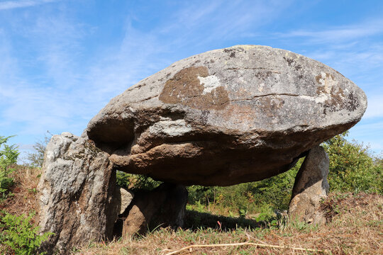 Dolmen Bilder Durchsuchen 13,791 Archivfotos, und