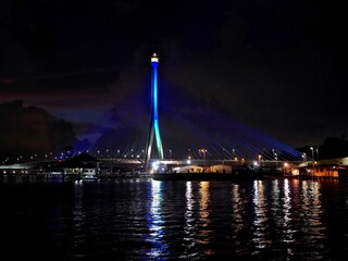 ブルネイのバンダルスリブガワンの橋「Raja Isteri Pengiran Anak Hajah Saleha Bridge」