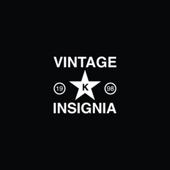 Obraz premium Retro Vintage Insignia, Logotype, Label or Badge Vector design element, business sign template