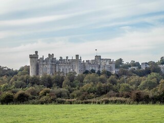 Fototapeta na wymiar view of Arundel Castle in West Sussex