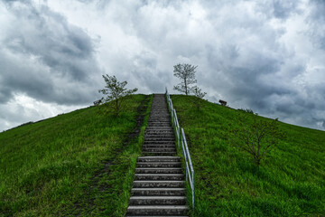 Treppe zum Gipfel der Halde Rungenberg in Gelsenkirchen Buer