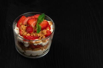 Strawberry with cookie and cream dessert