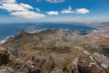 Crédence de cuisine en verre imprimé Montagne de la Table stunning view from Table mountain down to the city of Cape Town