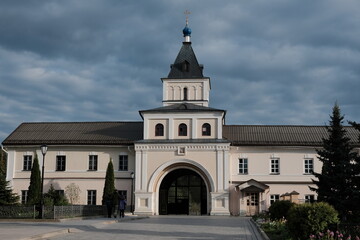 Fototapeta na wymiar Male monastery Optina Pustyn in Russia