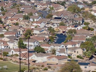 Obraz premium High angle view of the Vegas cityscape from Henderson View Pass