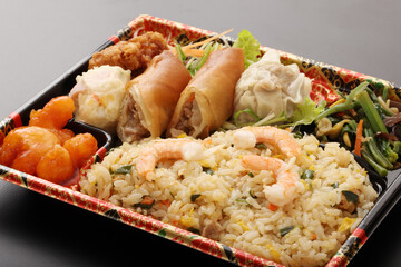 チャーハンの中華弁当