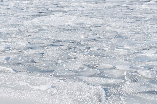 Melting ice floes on Lake Storsj&ouml;n in &Ouml;stersund