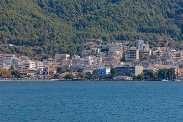 Fototapeta na wymiar Coast of the Igoumenitsa town