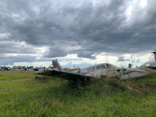 Fototapeta premium Broken abandoned aircraft