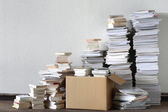 たくさんの本や雑誌や文庫本の処分と断捨離