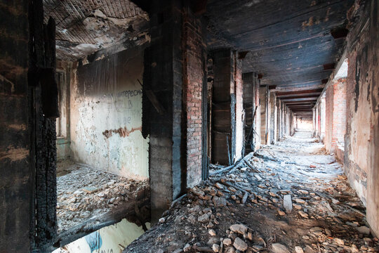 abandoned building in the center of Yekaterinburg