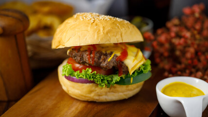 Hamberger with sauce