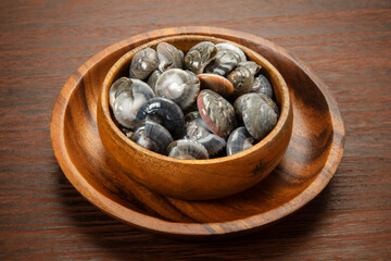 ながらみ貝の塩茹で