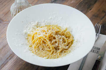 cacio e pepe