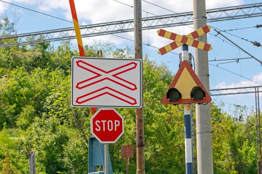11 443 Best Level Crossing Images Stock Photos Vectors Adobe Stock 11 443 Best Level Crossing Images Stock Photos Vectors Adobe Stock