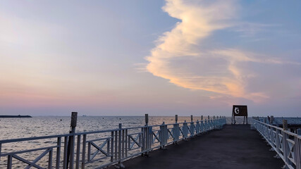 Fototapeta premium Beautiful Sunset at Ancol beach Jakarta