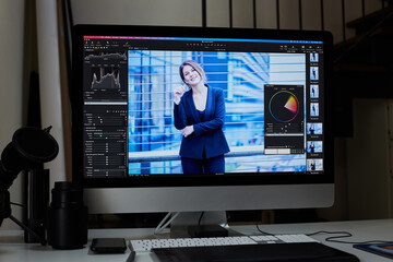Photo retouching studio