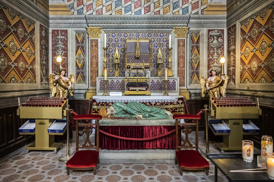 Interior of Cathedral Basilica of Saint Cecilia (Basilique Cathedrale Sainte-Cecile d'Albi, 1480) or Albi Cathedral - most important Catholic church in Albi. Albi, France. October 26, 2019.