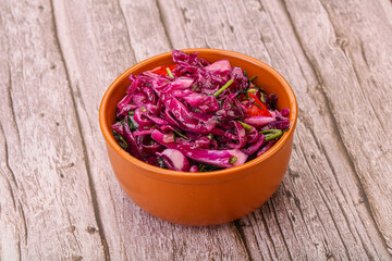 Pickled red cabbage with herbs