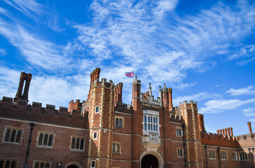 Hampton Court Palace - 434600345