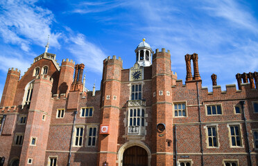 Hampton Court Palace - 434600394