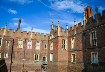 Hampton Court Palace - 434600591