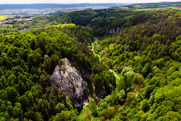 dolina kobylańska, wiosna, dron © Tomasz