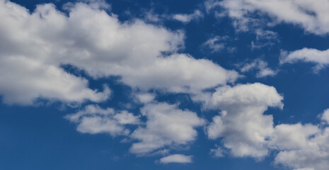 Obraz premium Blue sky and white clouds.