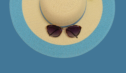 summer hat with sunglasses