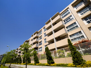 低層階の集合住宅　東京都