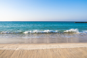 伊良部島の美しいビーチ 朝の渡口の浜