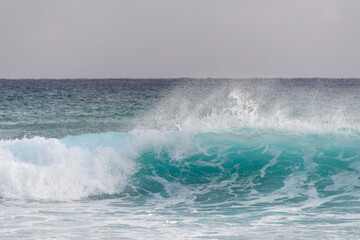 奄美大島の手広海岸の波しぶき