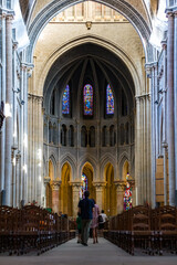 Obraz premium Vue de l'intérieur de la Cathédrale de Lausanne (Canton de Vaud, Suisse)