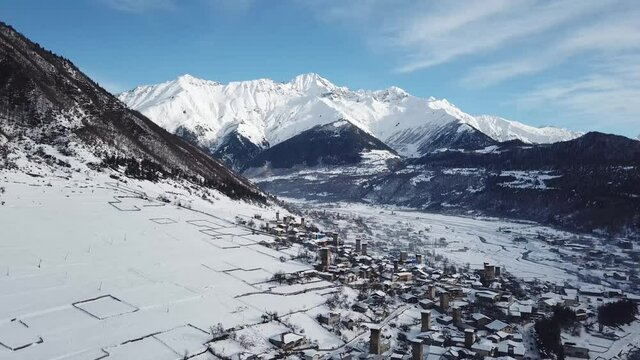 Flight in the mountains on a quadcopter
