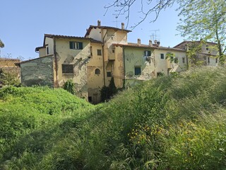 Fototapeta premium Italia, Toscana, Firenze, un vecchio borgo nei pressi della città.