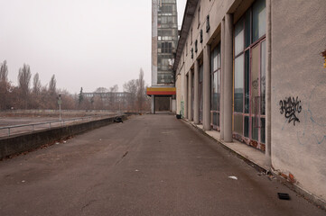 Obraz premium Old abandoned athletics stadium in the center of Warsaw 