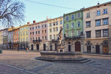 Obraz premium Deserted historical center of Lviv - Market Square during a full lockdown in spring 2020.