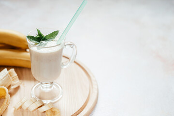 smoothie with mint